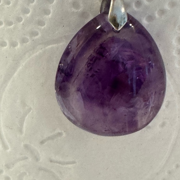 Amethyst Necklace CHOOSE 1 light stone  or darker stone 1.75” pendant on cord - Picture 9 of 11